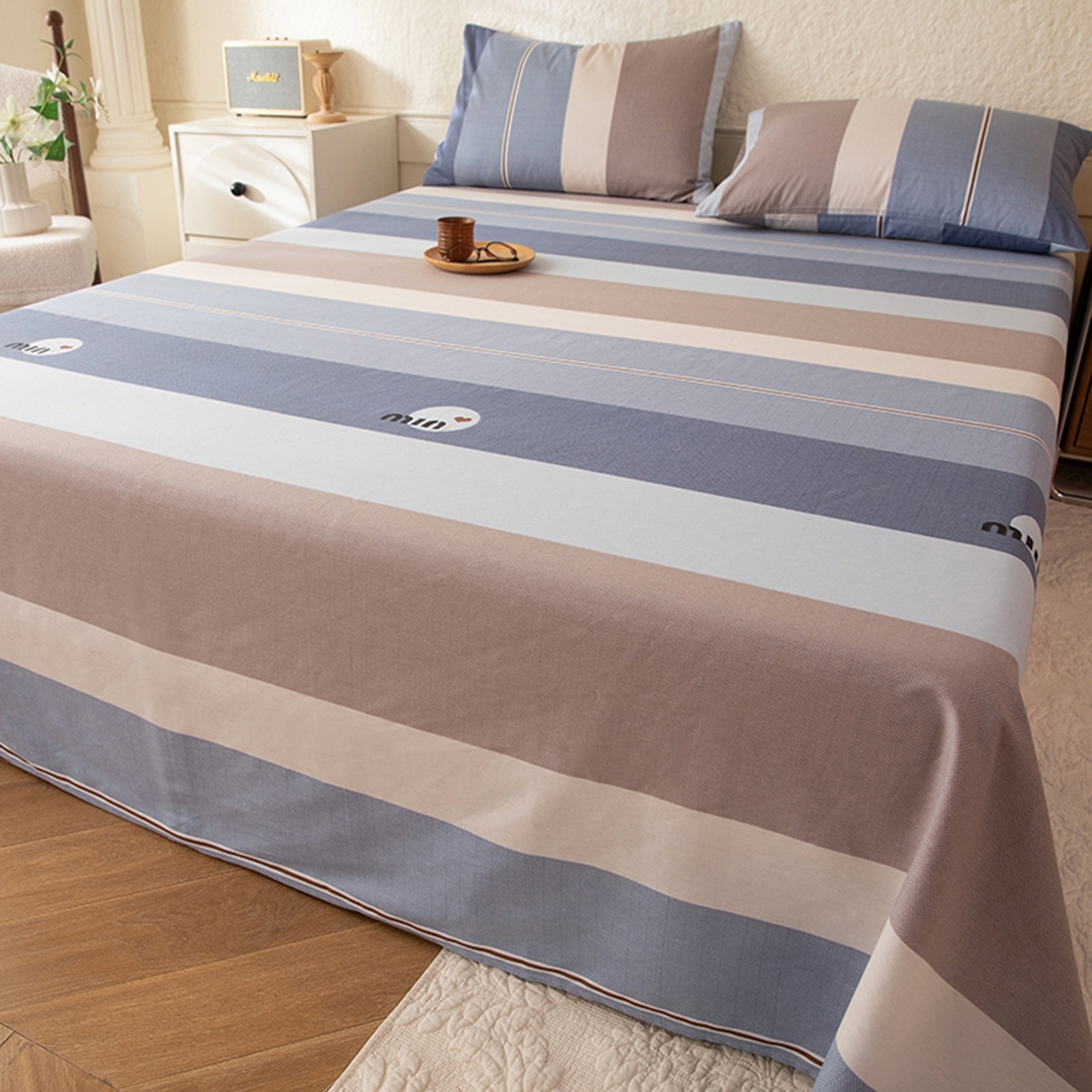 91家纺网 家纺一手货源 找家纺 八十八家纺 2026新款无印风全棉纯棉斜纹条格单床单床单单件单品床单 木央