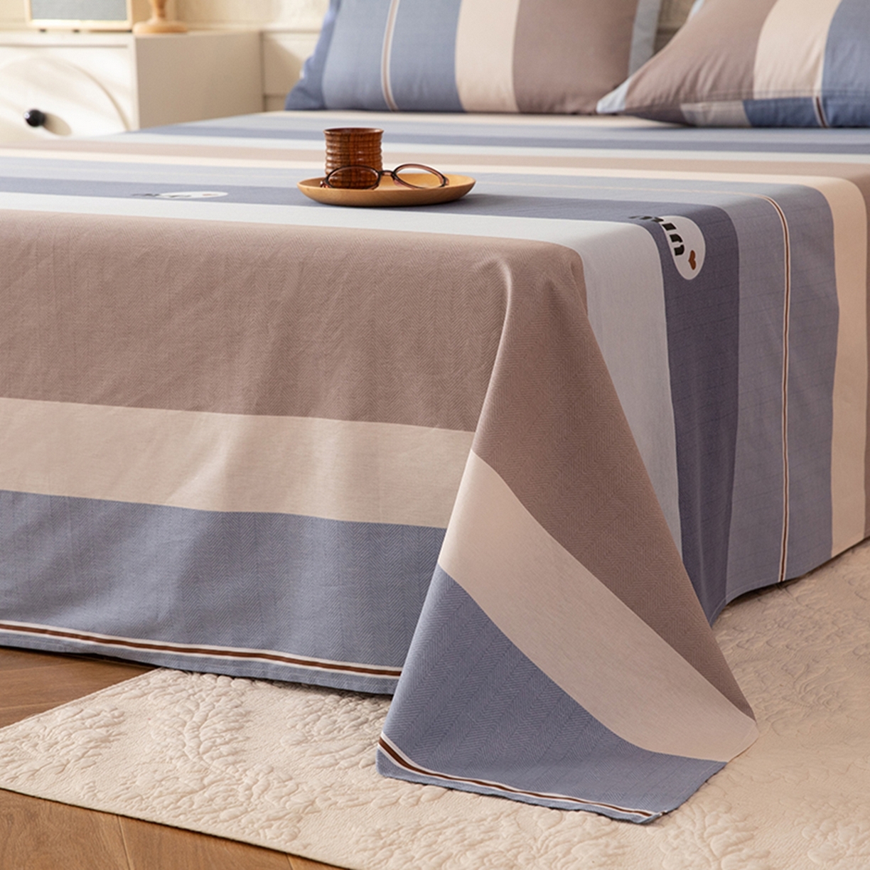 91家纺网 家纺一手货源 找家纺 八十八家纺 2026新款无印风全棉纯棉斜纹条格单床单床单单件单品床单 木央