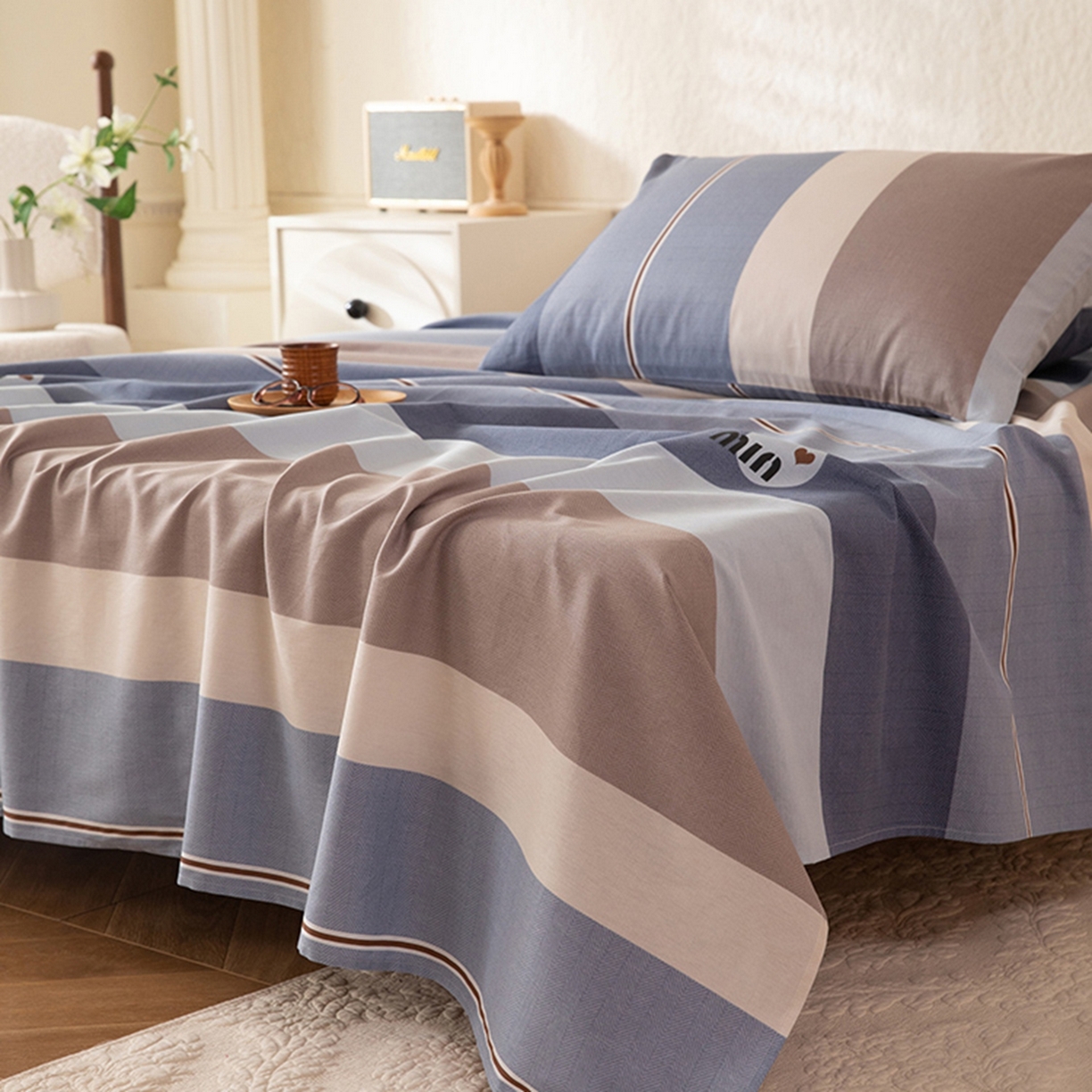 91家纺网 家纺一手货源 找家纺 八十八家纺 2026新款无印风全棉纯棉斜纹条格单床单床单单件单品床单 木央