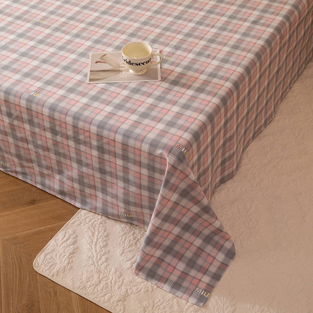 91家纺网 家纺一手货源 找家纺 八十八家纺 2026新款无印风全棉纯棉斜纹条格单床单床单单件单品床单 青居