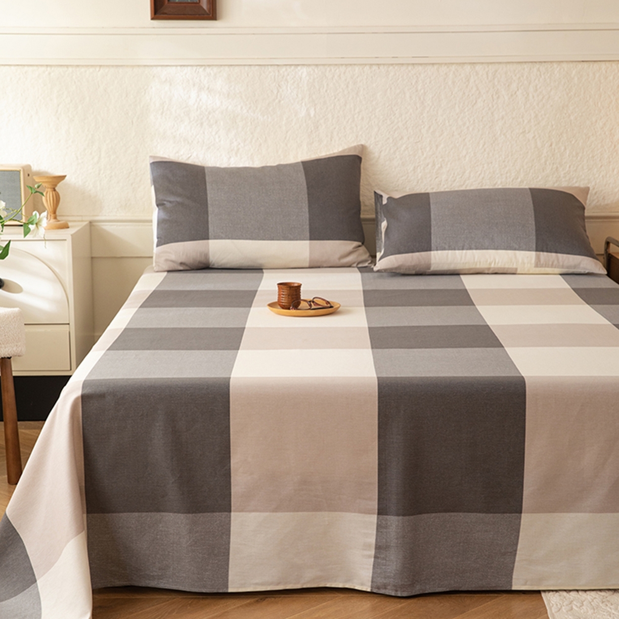 91家纺网 家纺一手货源 找家纺 八十八家纺 2026新款无印风全棉纯棉斜纹条格单床单床单单件单品床单 山海