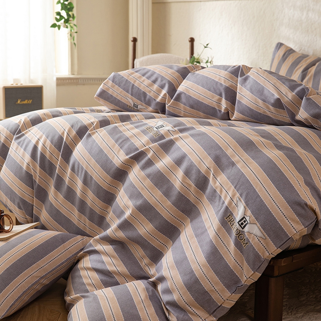 91家纺网 家纺一手货源 找家纺 八十八家纺 2026新款无印风全棉纯棉斜纹条格单被套被套单件单品被套 木冬