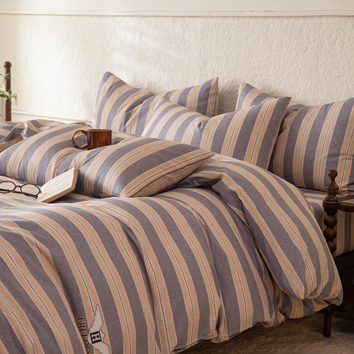 91家纺网 家纺一手货源 找家纺 八十八家纺 2026新款无印风全棉纯棉斜纹条格单被套被套单件单品被套 木冬