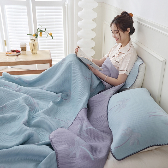 91家纺网 家纺一手货源 找家纺 朴尔家纺-毛巾被 2026新款柔绵绵风贝壳针复合工艺六层纱布毛巾被盖毯-朴尔经典款常年备货 海岛椰林-蓝