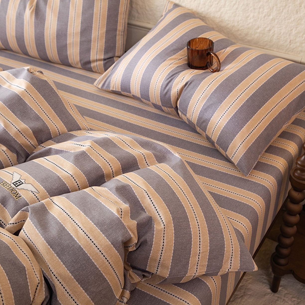 91家纺网 家纺一手货源 找家纺 八十八家纺 2026新款无印风全棉纯棉斜纹条格单被套被套单件单品被套 木冬