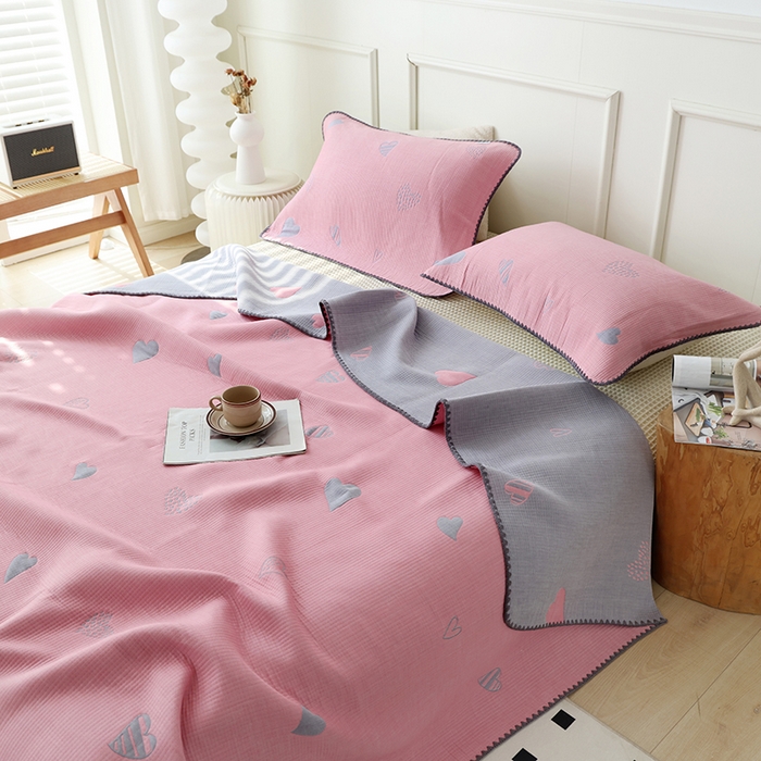 91家纺网 家纺一手货源 找家纺 朴尔家纺-毛巾被 2026新款柔绵绵风贝壳针复合工艺六层纱布毛巾被盖毯-朴尔经典款常年备货 心叶-粉