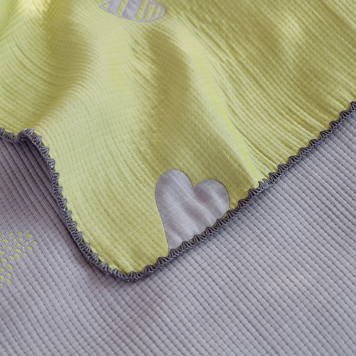 91家纺网 家纺一手货源 找家纺 朴尔家纺-毛巾被 2026新款柔绵绵风贝壳针复合工艺六层纱布毛巾被盖毯-朴尔经典款常年备货 心叶-绿