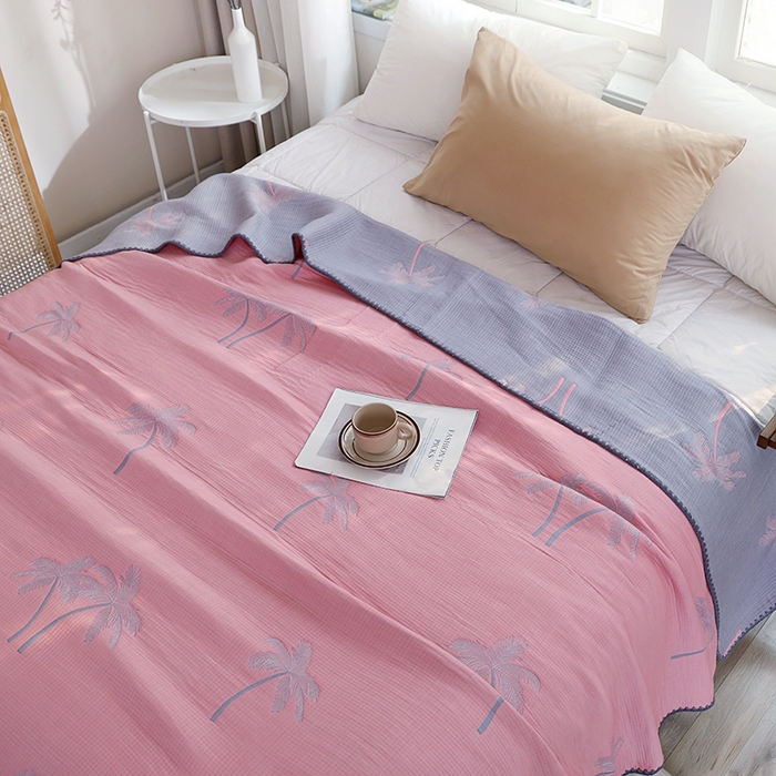 91家纺网 家纺一手货源 找家纺 朴尔家纺-毛巾被 2026新款柔绵绵风贝壳针复合工艺六层纱布毛巾被盖毯-朴尔经典款常年备货 海岛椰林-粉