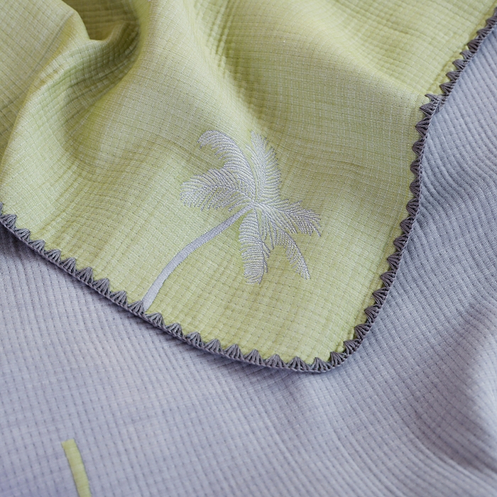 91家纺网 家纺一手货源 找家纺 朴尔家纺-毛巾被 2026新款柔绵绵风贝壳针复合工艺六层纱布毛巾被盖毯-朴尔经典款常年备货 海岛椰林-绿