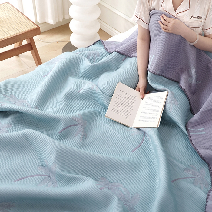 91家纺网 家纺一手货源 找家纺 朴尔家纺-毛巾被 2026新款柔绵绵风贝壳针复合工艺六层纱布毛巾被盖毯-朴尔经典款常年备货 海岛椰林-蓝