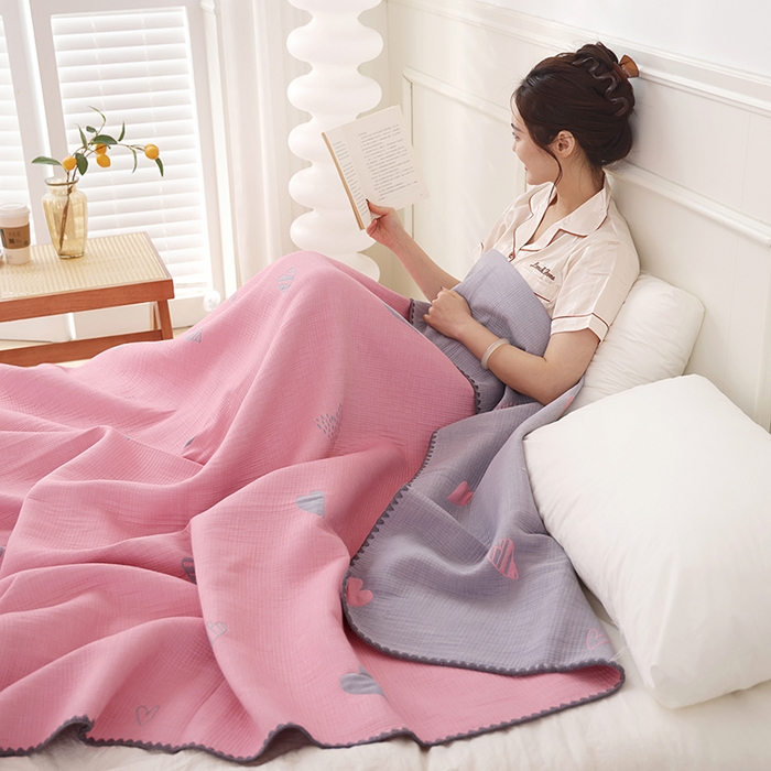 91家纺网 家纺一手货源 找家纺 朴尔家纺-毛巾被 2026新款柔绵绵风贝壳针复合工艺六层纱布毛巾被盖毯-朴尔经典款常年备货 心叶-粉