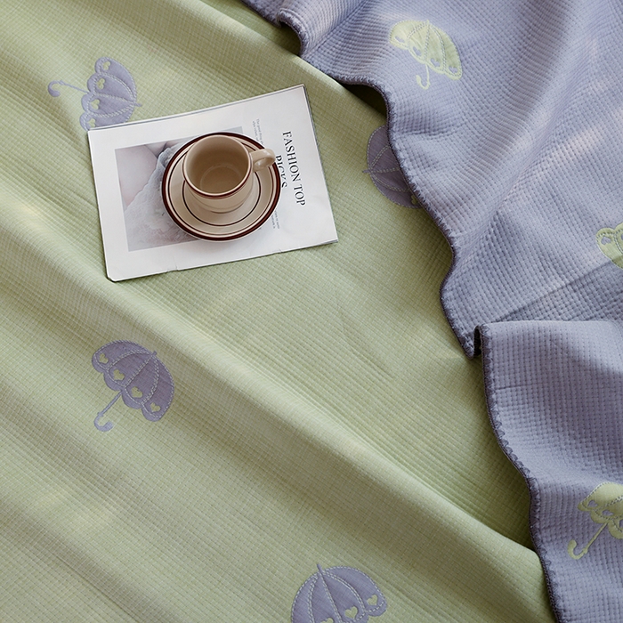 91家纺网 家纺一手货源 找家纺 朴尔家纺-毛巾被 2026新款柔绵绵风贝壳针复合工艺六层纱布毛巾被盖毯-朴尔经典款常年备货 晨雨-绿