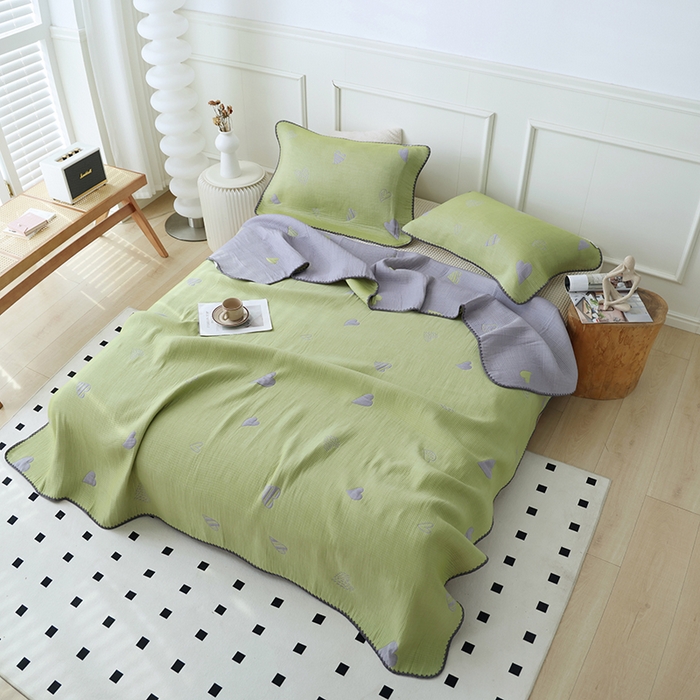 91家纺网 家纺一手货源 找家纺 朴尔家纺-毛巾被 2026新款柔绵绵风贝壳针复合工艺六层纱布毛巾被盖毯-朴尔经典款常年备货 心叶-绿