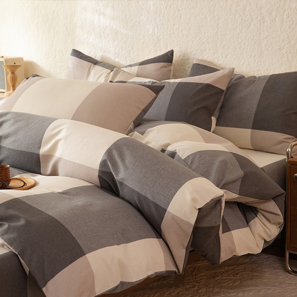 91家纺网 家纺一手货源 找家纺 八十八家纺 2026新款无印风全棉纯棉斜纹条格四件套 山海