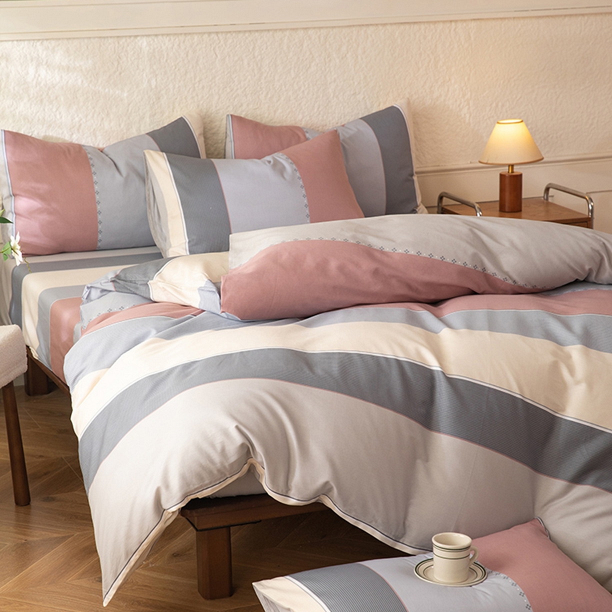 91家纺网 家纺一手货源 找家纺 八十八家纺 2026新款无印风全棉纯棉斜纹条格四件套 木本