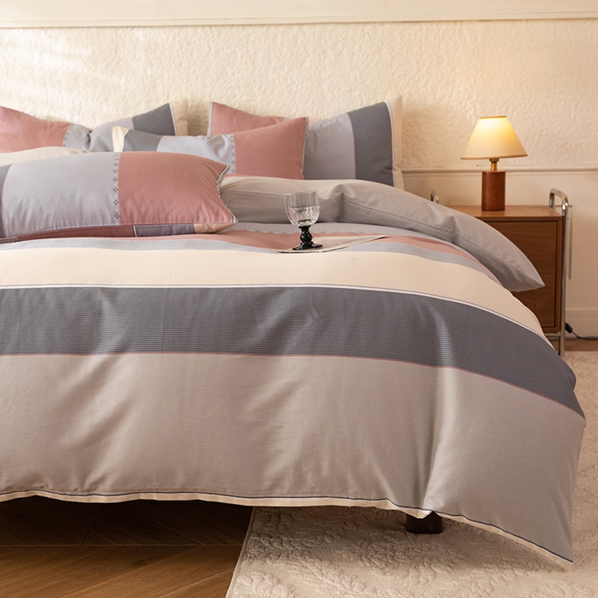 91家纺网 家纺一手货源 找家纺 八十八家纺 2026新款无印风全棉纯棉斜纹条格四件套 木本