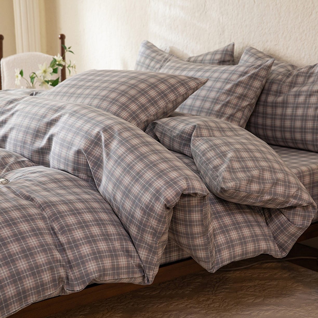 91家纺网 家纺一手货源 找家纺 八十八家纺 2026新款无印风全棉纯棉斜纹条格四件套 青曼