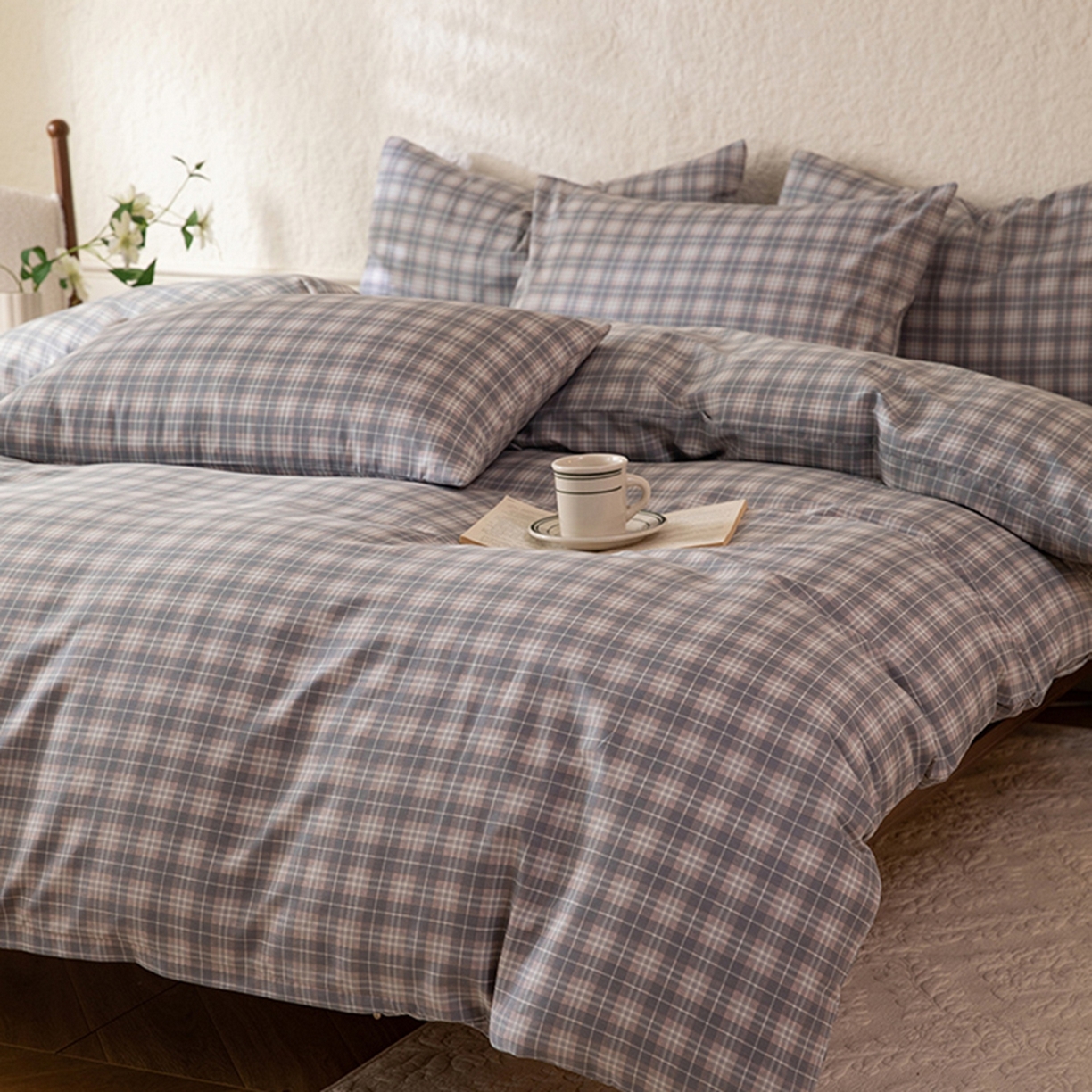 91家纺网 家纺一手货源 找家纺 八十八家纺 2026新款无印风全棉纯棉斜纹条格四件套 青曼