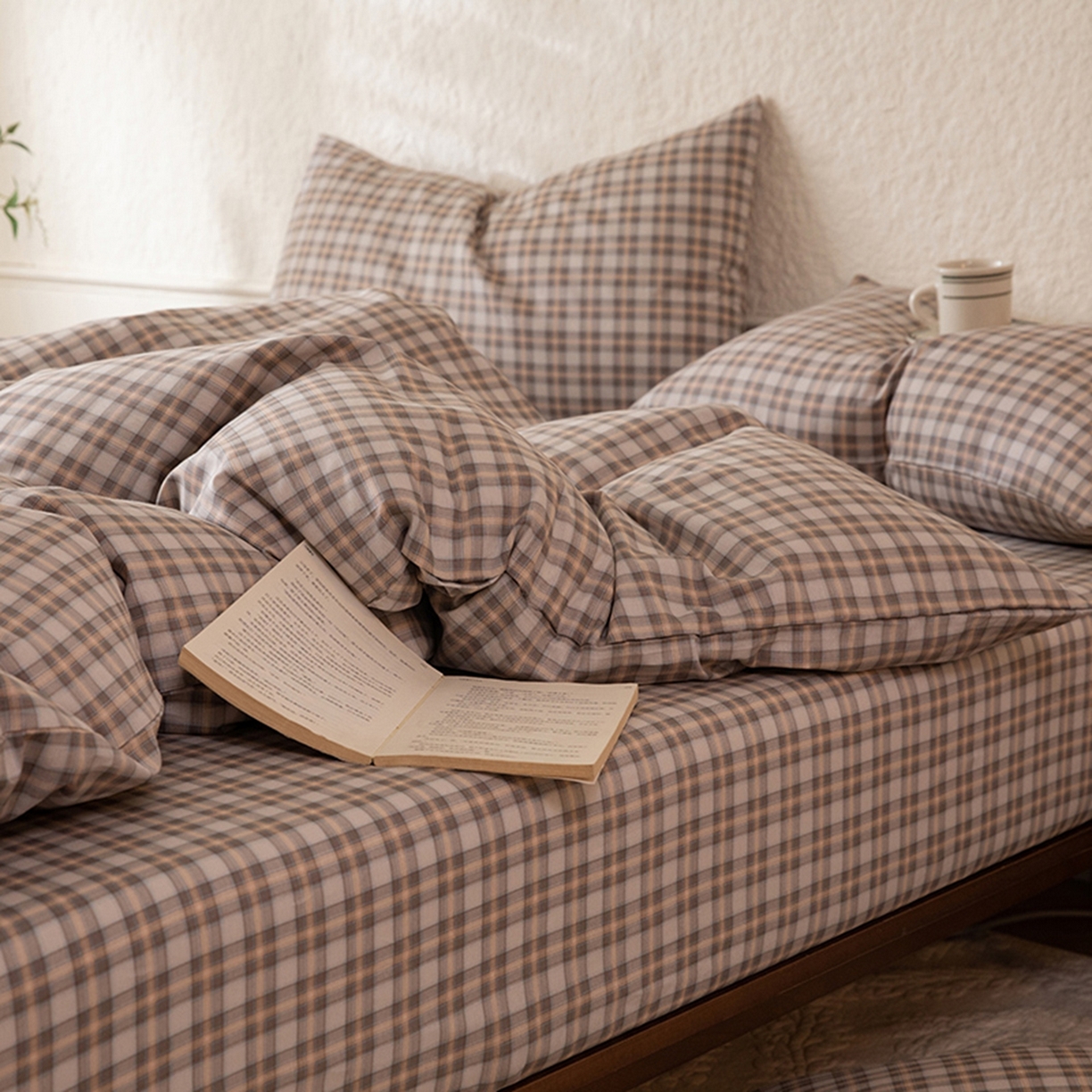 91家纺网 家纺一手货源 找家纺 八十八家纺 2026新款无印风全棉纯棉斜纹条格四件套 青忆