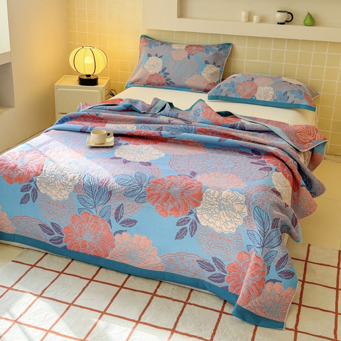 91家纺网 家纺一手货源 找家纺 朴尔家纺-毛巾被 2026新款彩棉云柔三层纱布毛巾被三件套盖毯 花朝时节