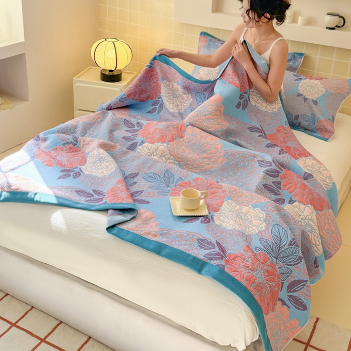 91家纺网 家纺一手货源 找家纺 朴尔家纺-毛巾被 2026新款彩棉云柔三层纱布毛巾被三件套盖毯 花朝时节