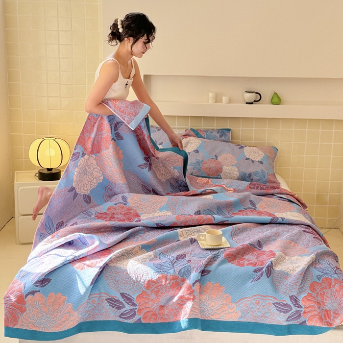 91家纺网 家纺一手货源 找家纺 朴尔家纺-毛巾被 2026新款彩棉云柔三层纱布毛巾被三件套盖毯 花朝时节