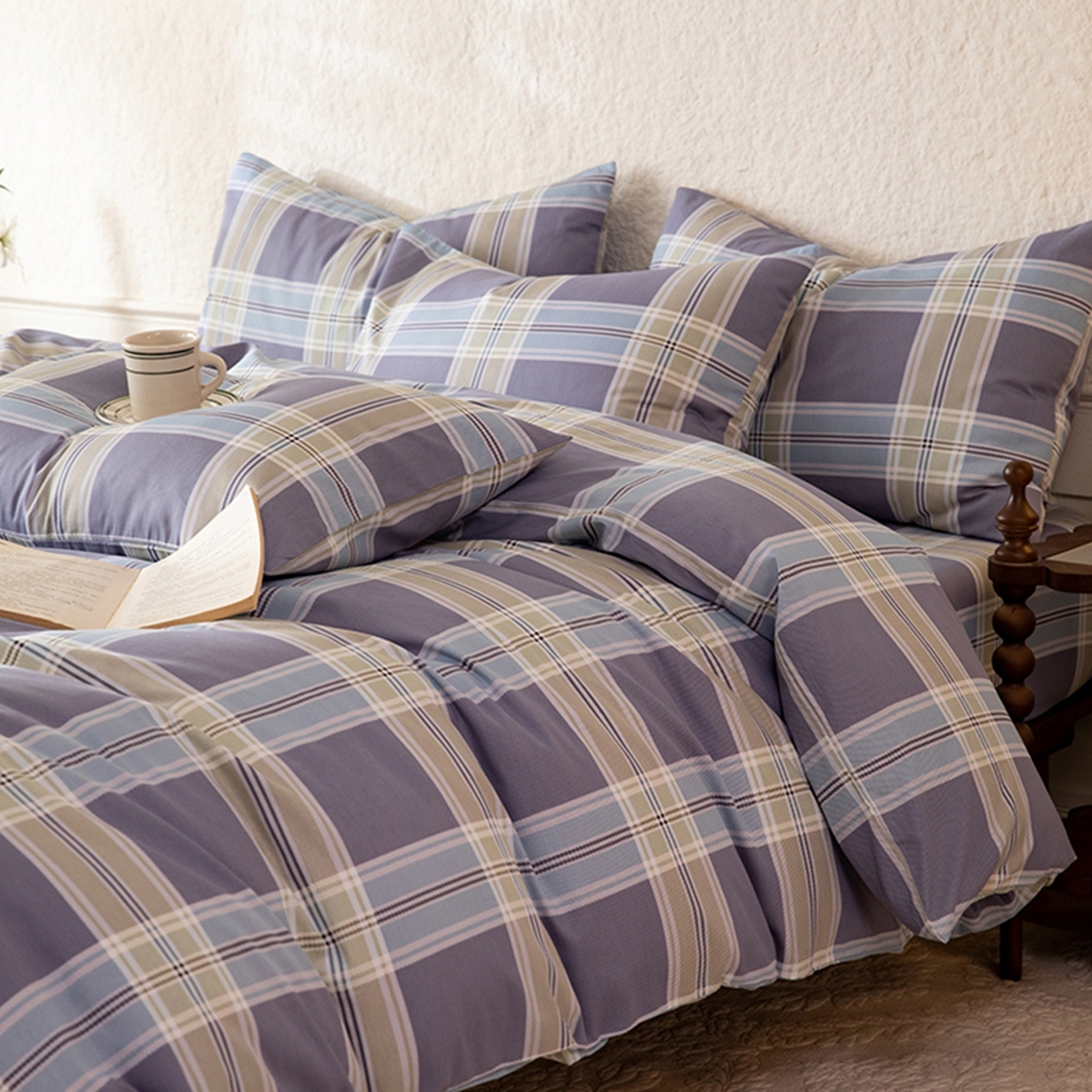 91家纺网 家纺一手货源 找家纺 八十八家纺 2026新款无印风全棉纯棉斜纹条格四件套 山月