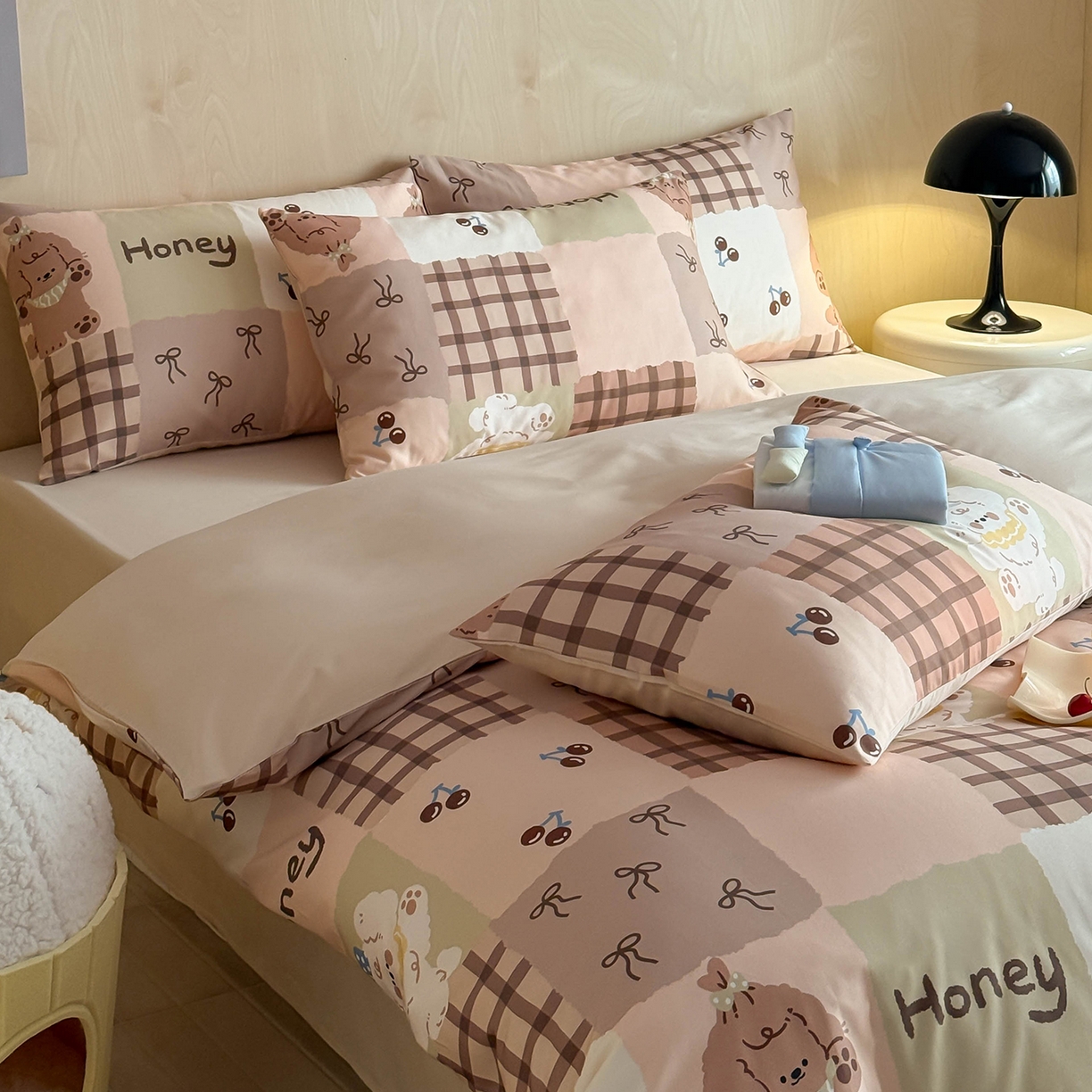 91家纺网 家纺一手货源 找家纺 典曼家纺 2026新款纯棉四件套高级100Pro全棉贡缎卡通四件套 奇诺