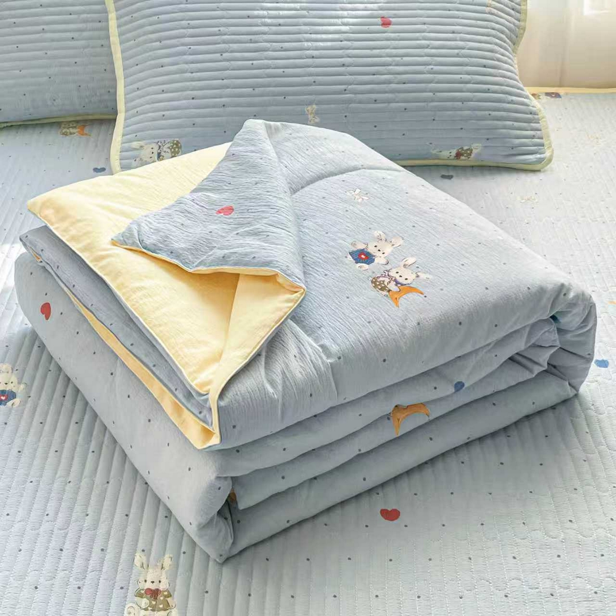 91家纺网 家纺一手货源 找家纺 （总）老帅的工厂店 2026新款A类云感双层纱7A抗菌床盖夏被四件套系列