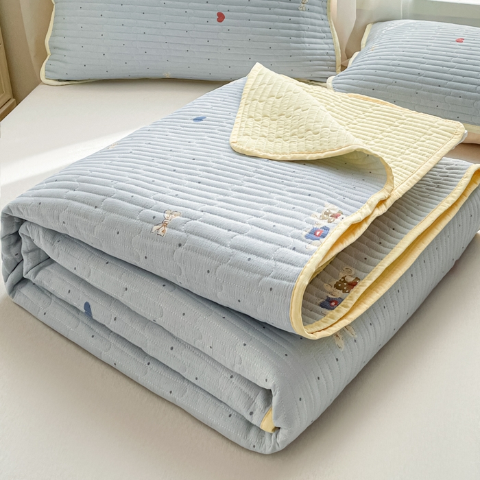 91家纺网 家纺一手货源 找家纺 老帅的工厂店 2026新款A类云感双层纱7A抗菌床盖夏被四件套系列 兔眠