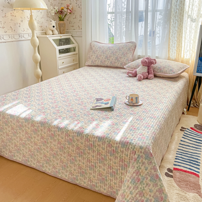 91家纺网 家纺一手货源 找家纺 老帅的工厂店 2026新款A类云感双层纱7A抗菌床盖夏被四件套系列 花蔓