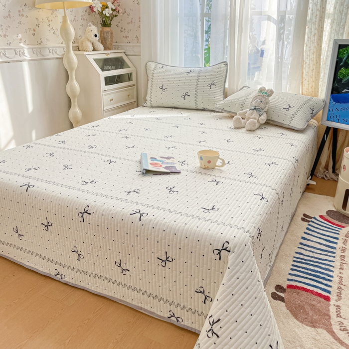 91家纺网 家纺一手货源 找家纺 老帅的工厂店 2026新款A类云感双层纱7A抗菌床盖夏被四件套系列 点点碟序