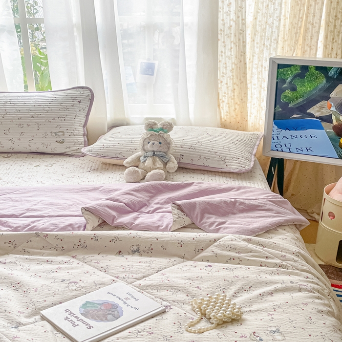 91家纺网 家纺一手货源 找家纺 老帅的工厂店 2026新款A类云感双层纱7A抗菌床盖夏被四件套系列 芋泥小兔