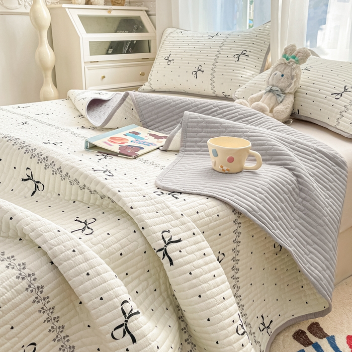 老帅的工厂店 2026新款A类云感双层纱7A抗菌单品床盖系列 点点碟序