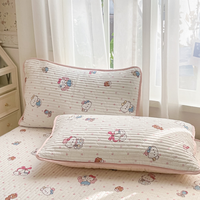 91家纺网 家纺一手货源 找家纺 老帅的工厂店 2026新款A类云感双层纱7A抗菌单品床盖系列 粉波Kitty梦