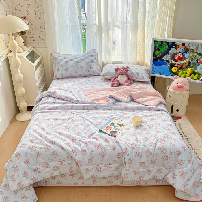 91家纺网 家纺一手货源 找家纺 老帅的工厂店 2026新款A类云感双层纱7A抗菌单品床盖系列 花漾