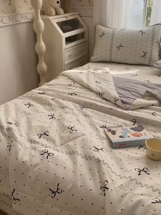 91家纺网 家纺一手货源 找家纺 老帅的工厂店 2026新款A类云感双层纱7A抗菌单品床盖系列 点点碟序