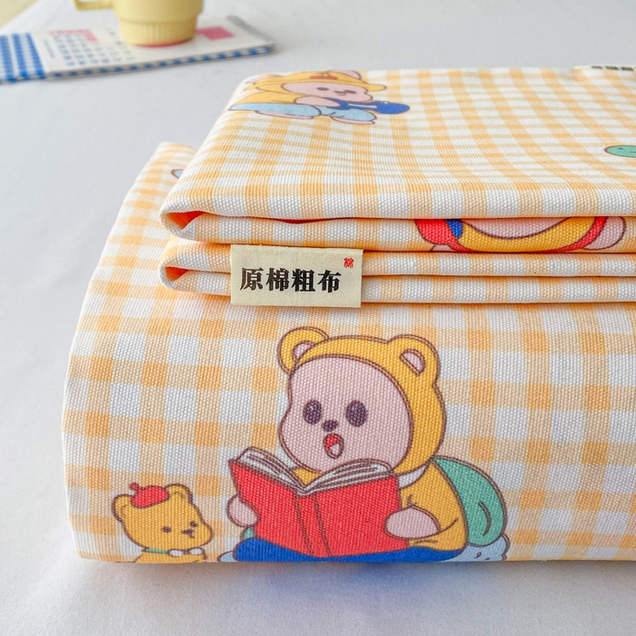 91家纺网 家纺一手货源 找家纺 （总）首爱家纺 2026新款工艺款原棉印花老粗布床单系列,读书熊,红帽格,法蒂,芬芳,墨晔,木槿,慕斯,南瓜,朋友,柒婳,晴栀,瑞香,条纹狗,玉兰,圆圈,波西米亚,格子樱桃,花朵熊,蓝格,梦幻小鹿,浅灰,热恋,温馨,紫罗兰