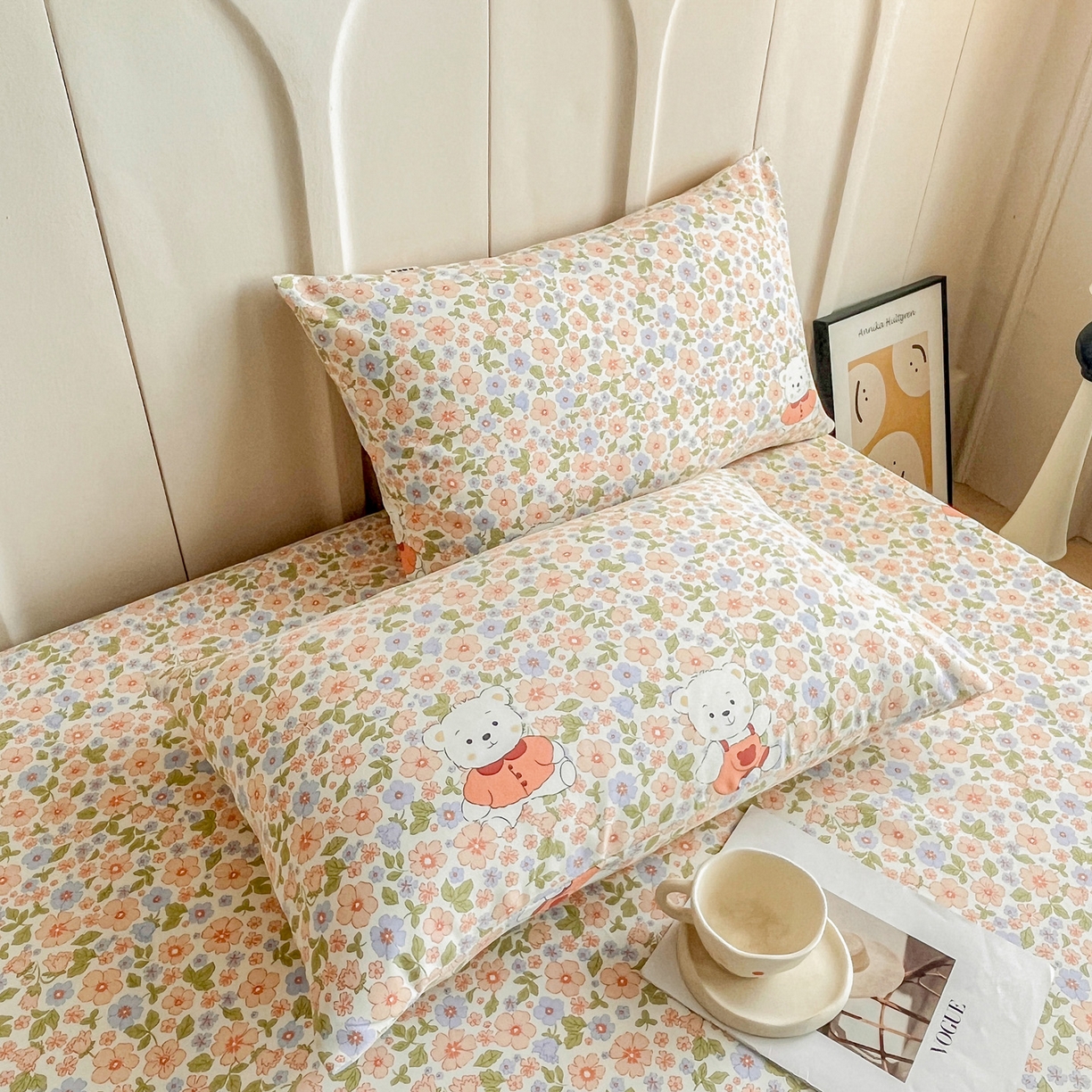 91家纺网 家纺一手货源 找家纺 首爱家纺 2026新款工艺款原棉印花老粗布床单系列 花朵熊