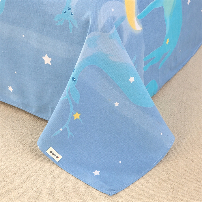 91家纺网 家纺一手货源 找家纺 首爱家纺 2026新款工艺款原棉印花老粗布床单系列 梦幻小鹿