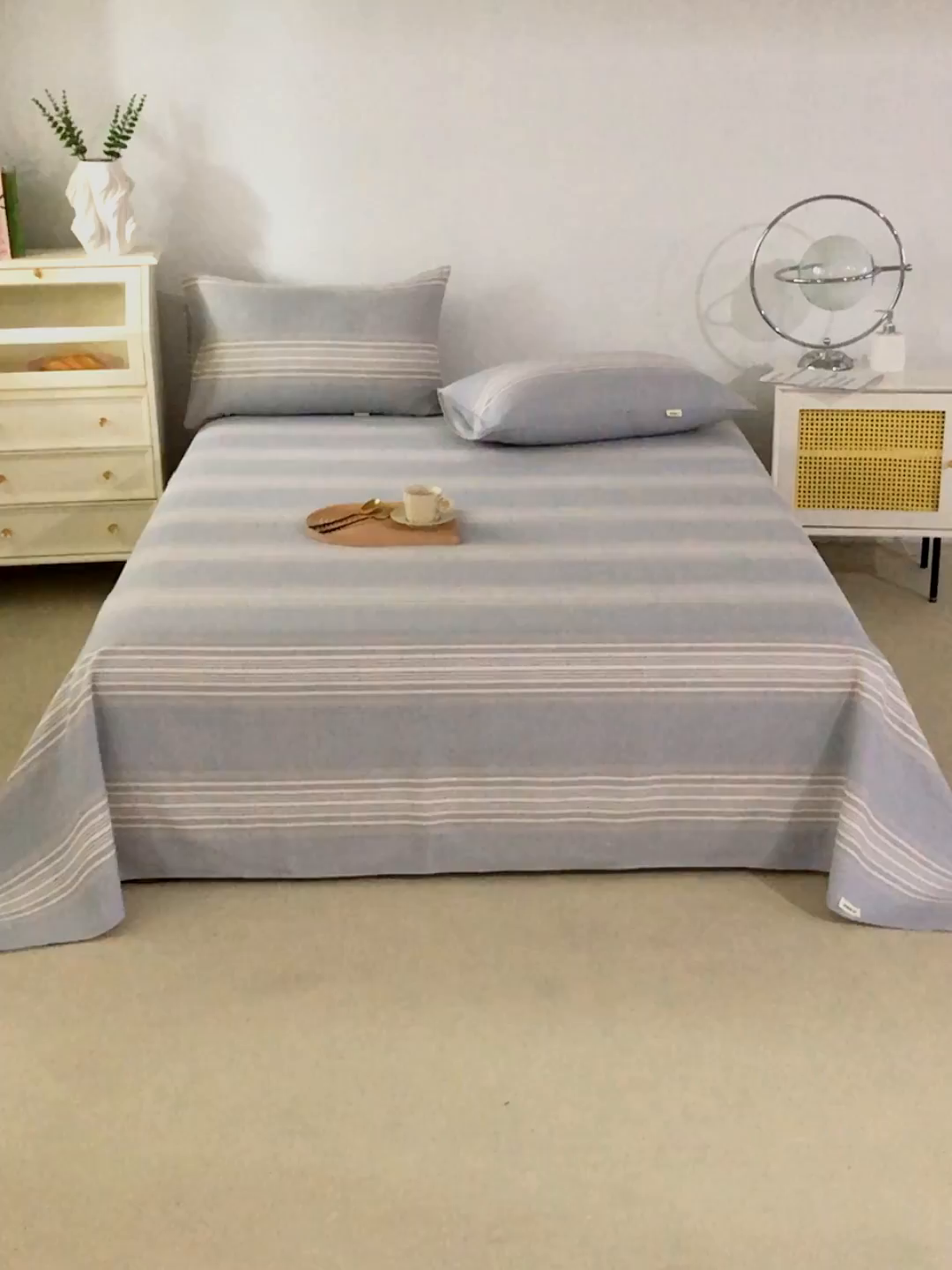 91家纺网 家纺一手货源 找家纺 棉乐町家居 2026新款原棉标印花老粗布床单 淡雅