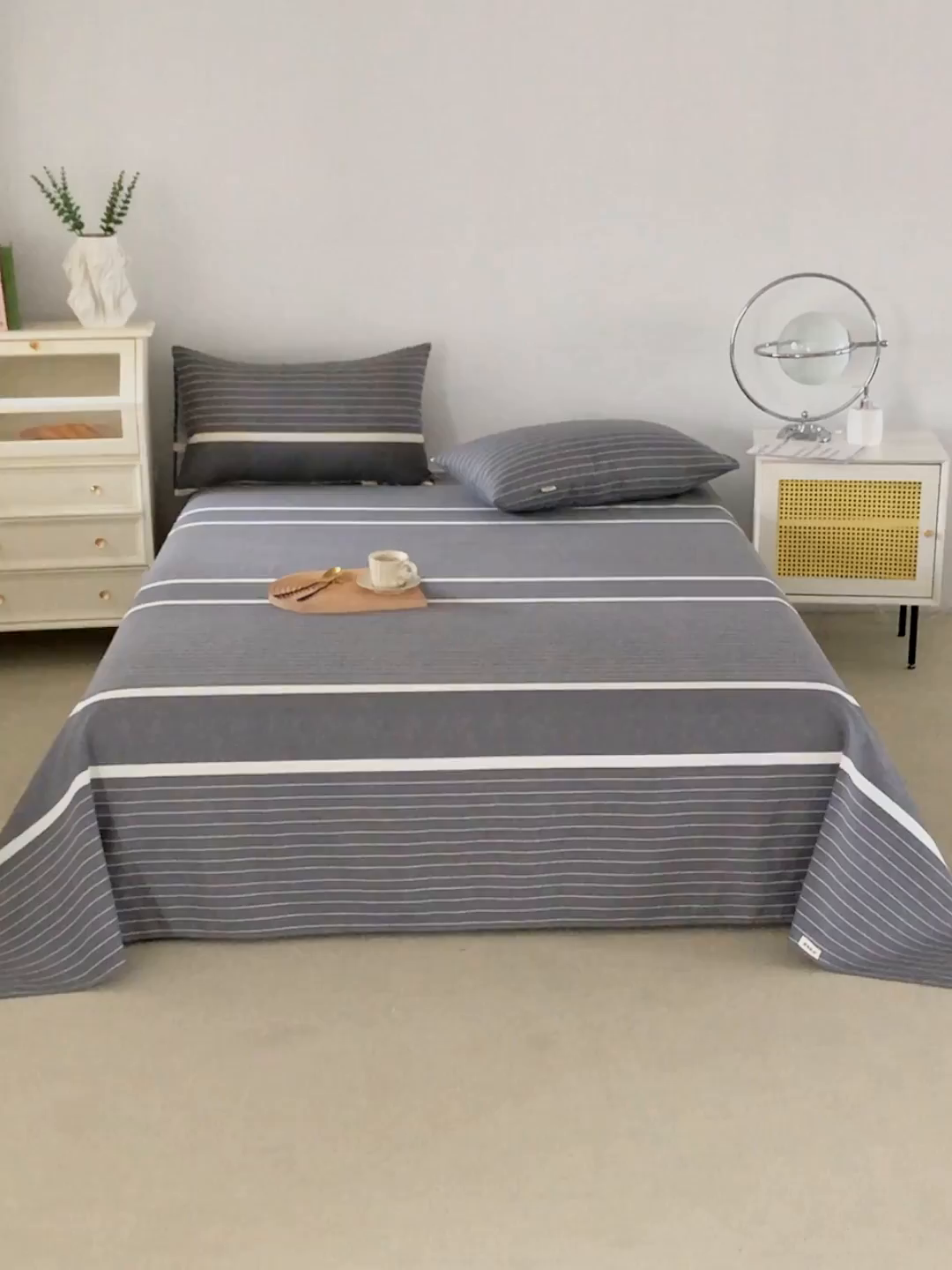 91家纺网 家纺一手货源 找家纺 棉乐町家居 2026新款原棉标印花老粗布床单 冷灰