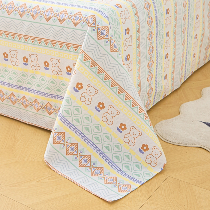 91家纺网 家纺一手货源 找家纺 棉乐町家居 2026新款原棉标印花老粗布床单 条纹小熊