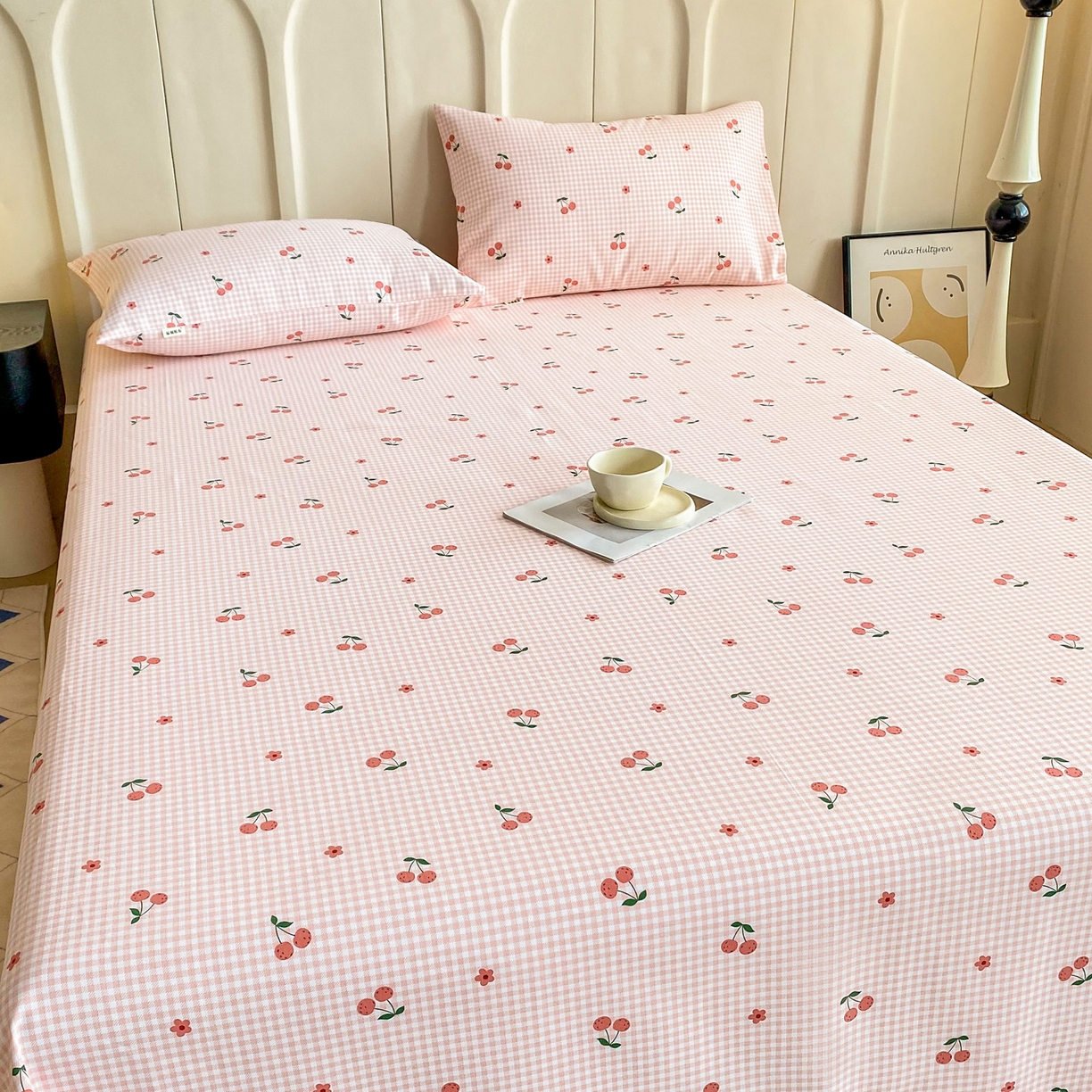 91家纺网 家纺一手货源 找家纺 金泰莱 2026新款工艺款原棉印花老粗布床单系列 格子樱桃