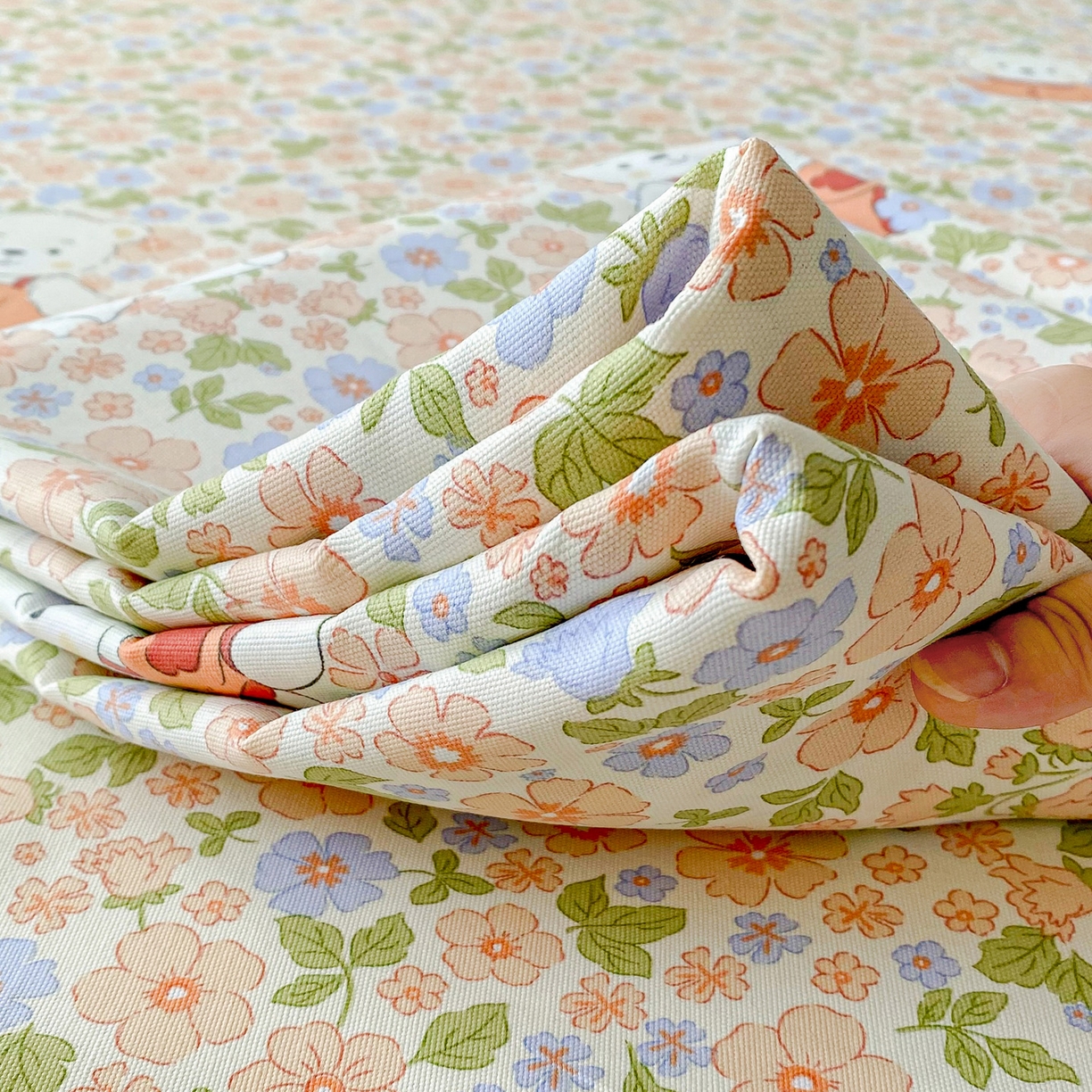 91家纺网 家纺一手货源 找家纺 金泰莱 2026新款工艺款原棉印花老粗布床单系列 花朵熊