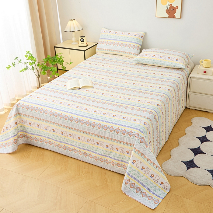 91家纺网 家纺一手货源 找家纺 金泰莱 2026新款原棉标印花老粗布床单 条纹小熊