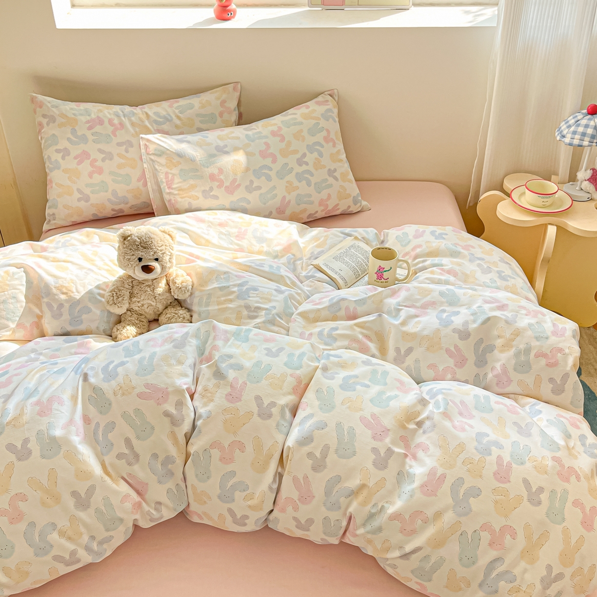 91家纺网 家纺一手货源 找家纺 吉象家纺 2026春夏新款全棉纯棉印花四件套 兔兔梦境 米