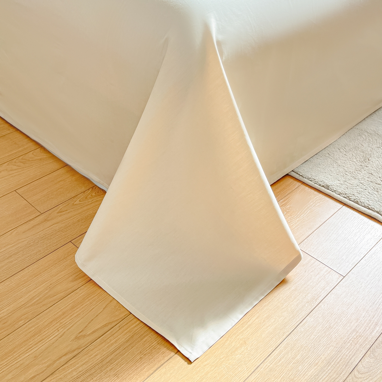 91家纺网 家纺一手货源 找家纺 吉象家纺 2026春夏新款全棉纯棉印花四件套 眼镜狗狗