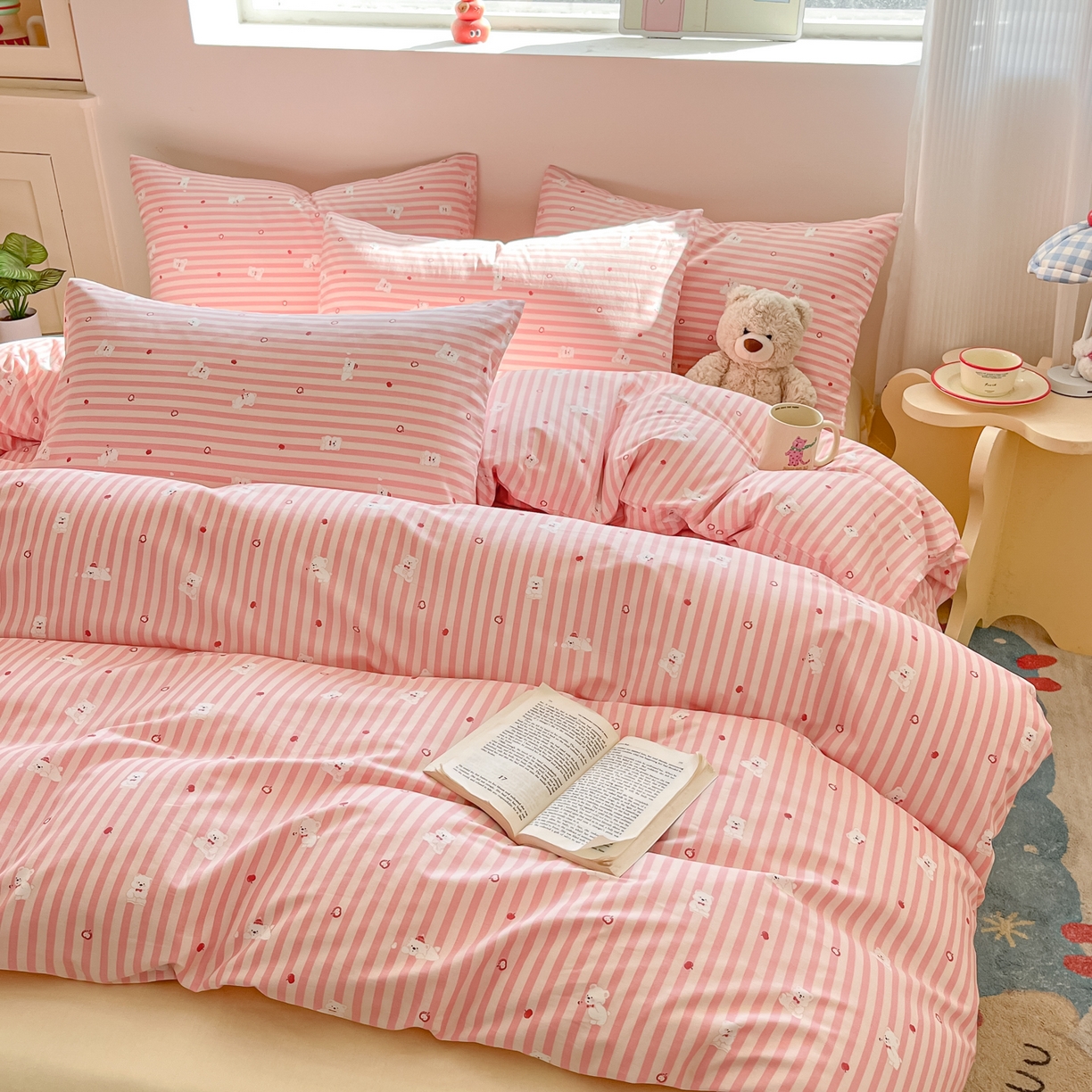 91家纺网 家纺一手货源 找家纺 吉象家纺 2026春夏新款全棉纯棉印花四件套 嘟嘟小熊