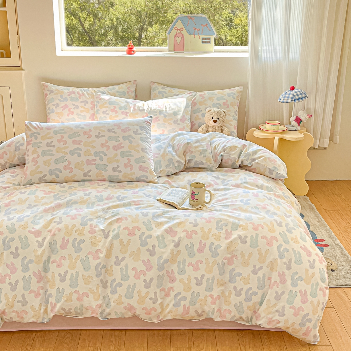 91家纺网 家纺一手货源 找家纺 吉象家纺 2026春夏新款全棉纯棉印花四件套 兔兔梦境 米